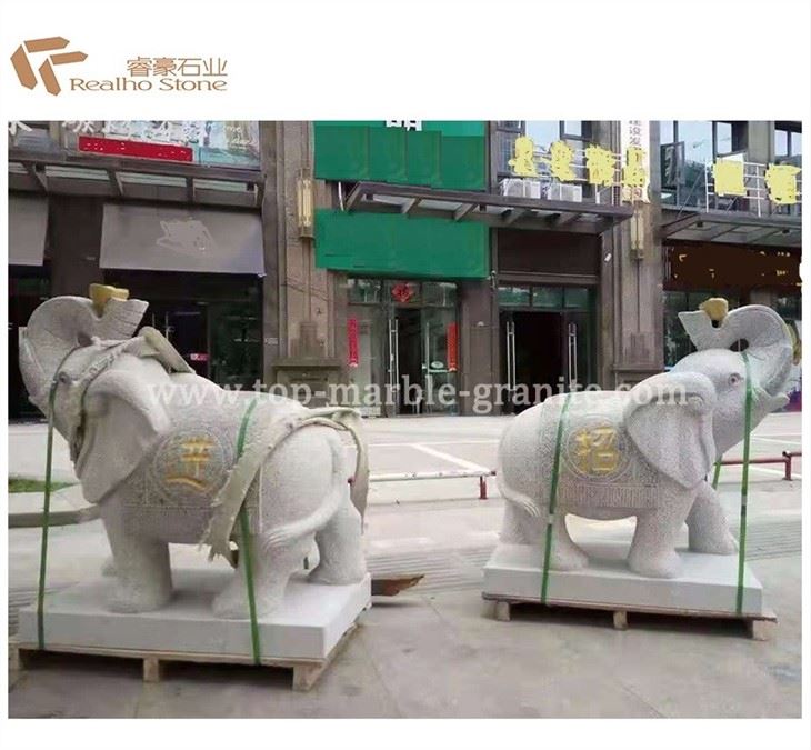 Granite elephant