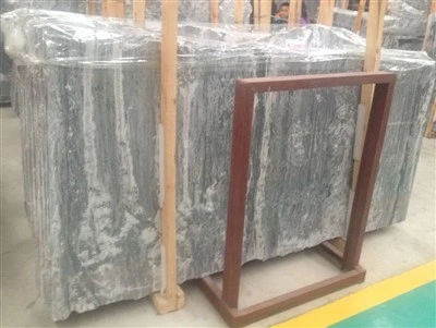 Ukiran Travertine
